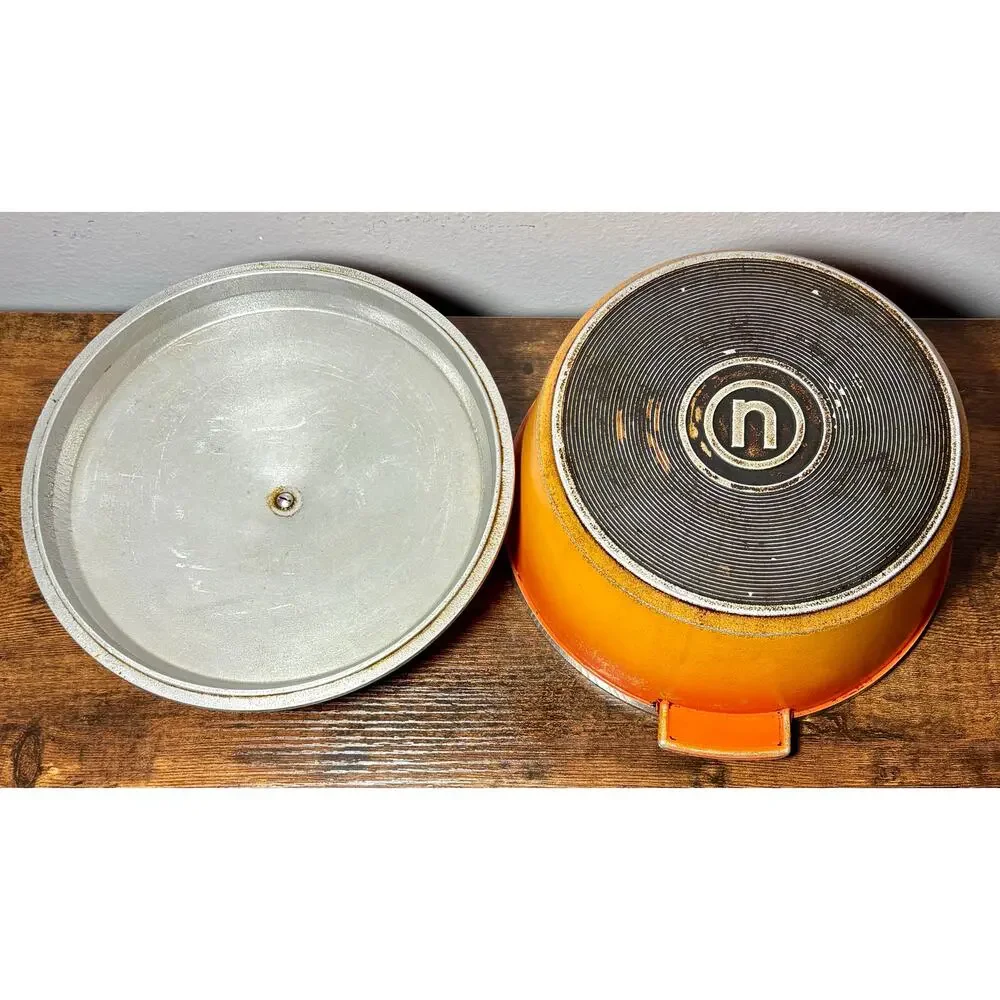 Vintage Namco Australia 1970s Flame Orange Aluminum Dutch Oven 4Qt with Lid